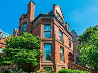1919 S Prairie Ave #2, Chicago, IL