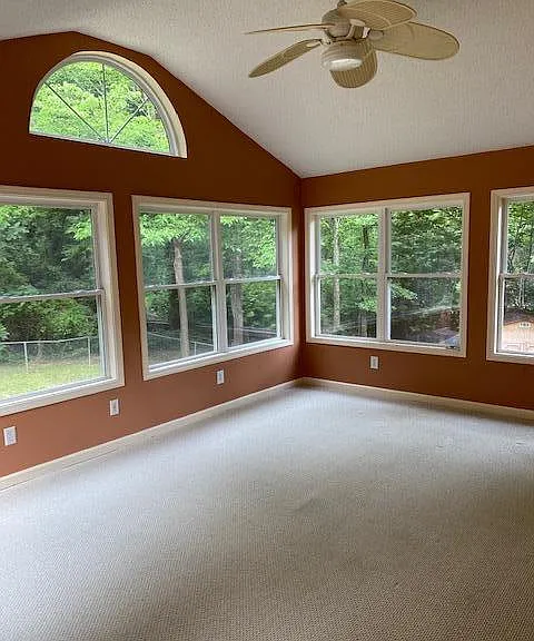 6514 Francis Marion Ave — Photo 10