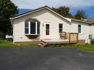 114 N Forest Rd, Beckley, WV 25801