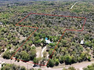 541 Hidden Oaks Dr, Elgin, TX 78621