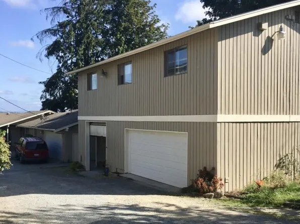 1025 Vernon Rd #B, Lake Stevens, WA 98258