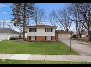 1505 Harvard Ln, Schaumburg, IL