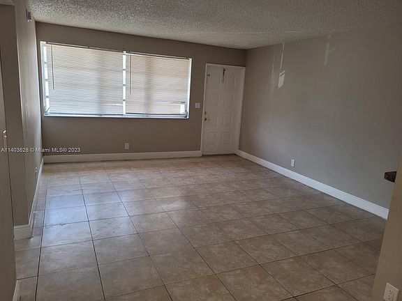 2nd image of 845 Twin Lakes Dr #30