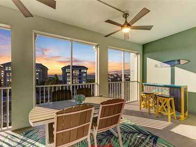 379 Aruba Cir UNIT 301, Bradenton, FL, 34209