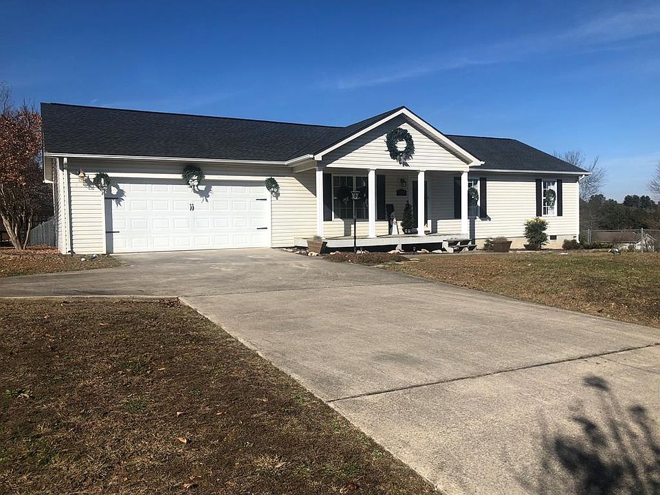 1st image of 240 Shady Hollow Cir SE