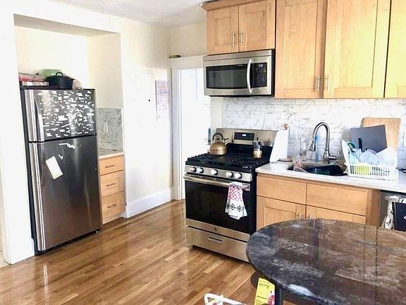 2nd image of 114-116 Thornton St #3A