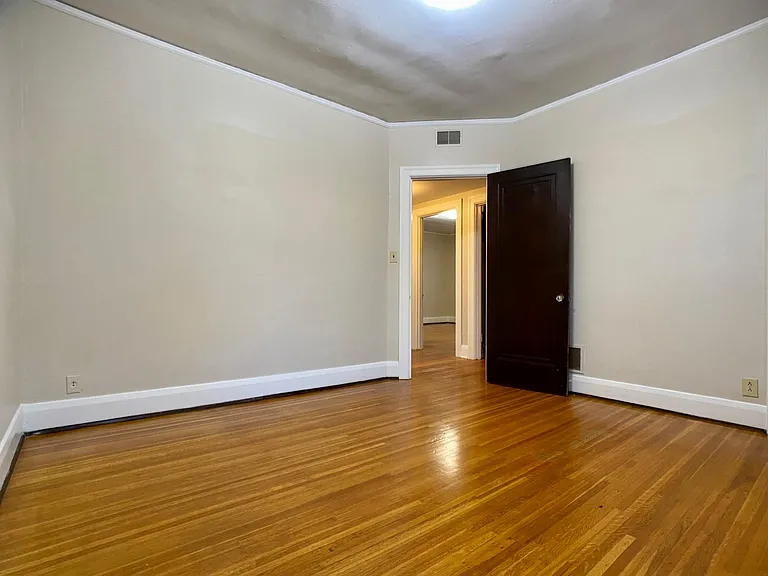 1650 Eastern Pkwy #C1 — Photo 17