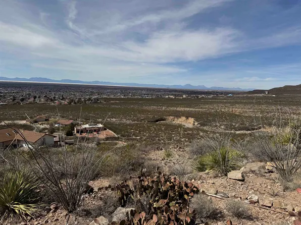 1501 Finley Dr, Alamogordo, NM 88310