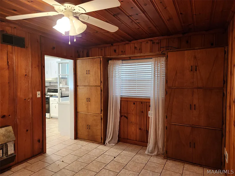 2814 Ashley Ave — Photo 22