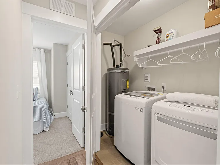 958 Key Colony Ct — Photo 15