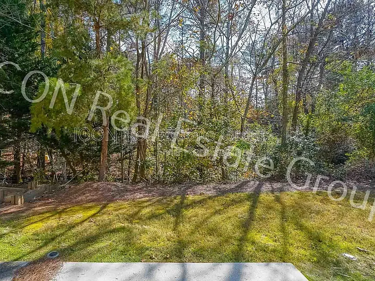 467 Colonial Walk — Photo 29