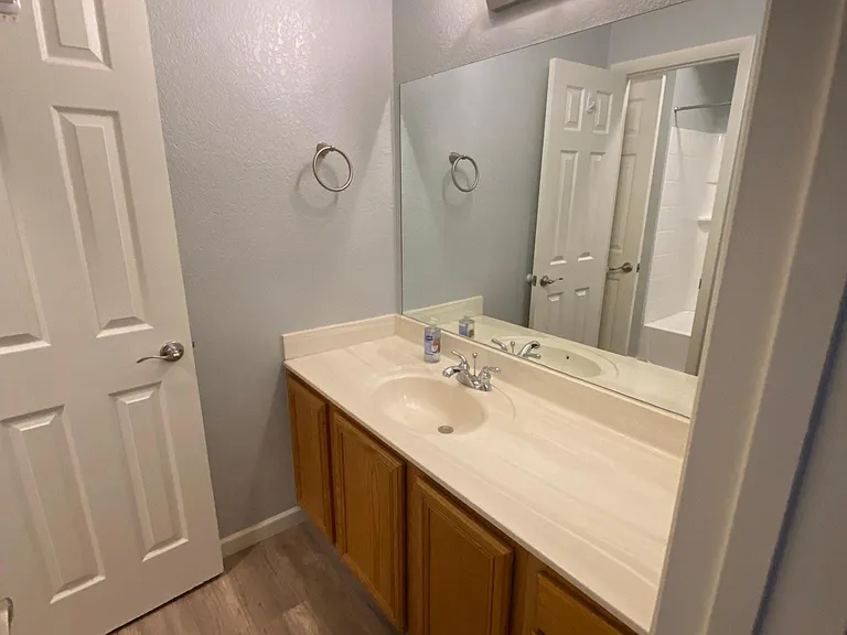 7101 W Beardsley Rd #211 — Photo 3