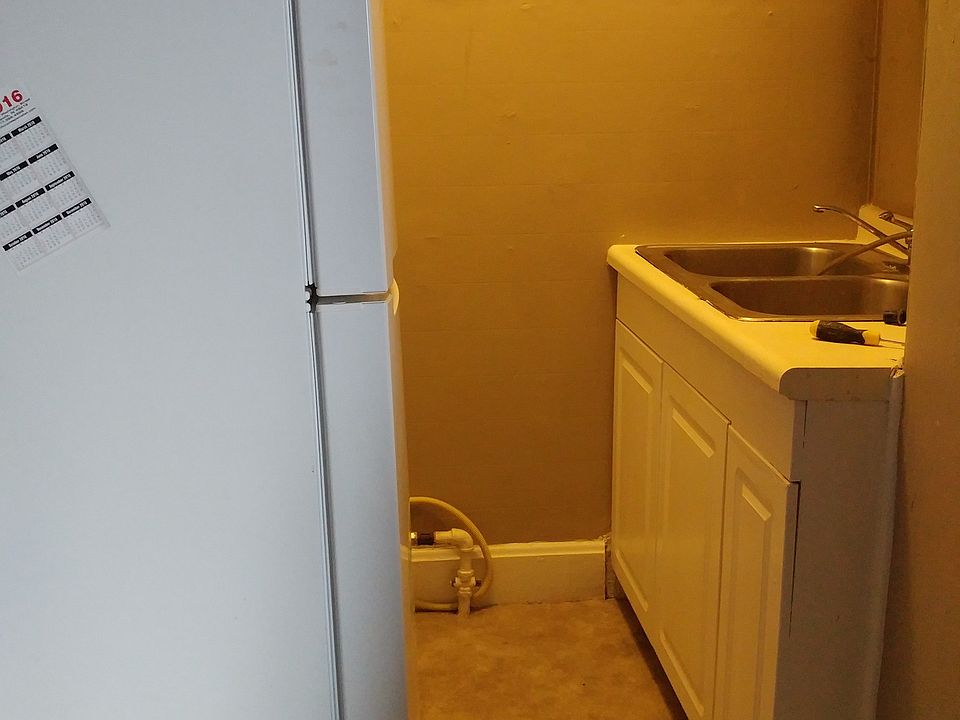 2nd image of 1627 N Talbott St APT 3