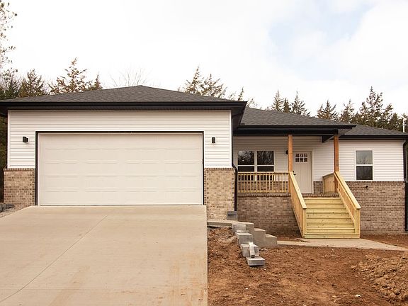 2nd image of 139 Clifton Pl