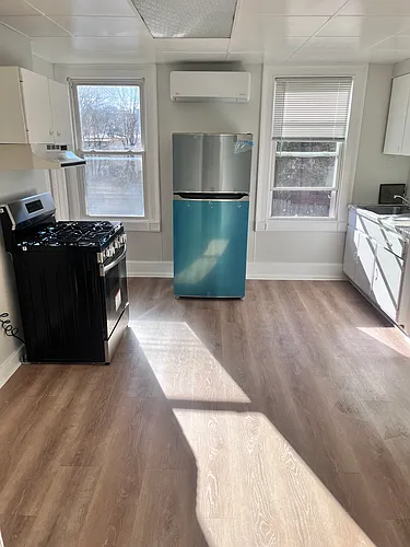 8 Mansion St #2 Photo 1