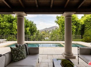 3425 Ione Dr, Los Angeles, CA 90068