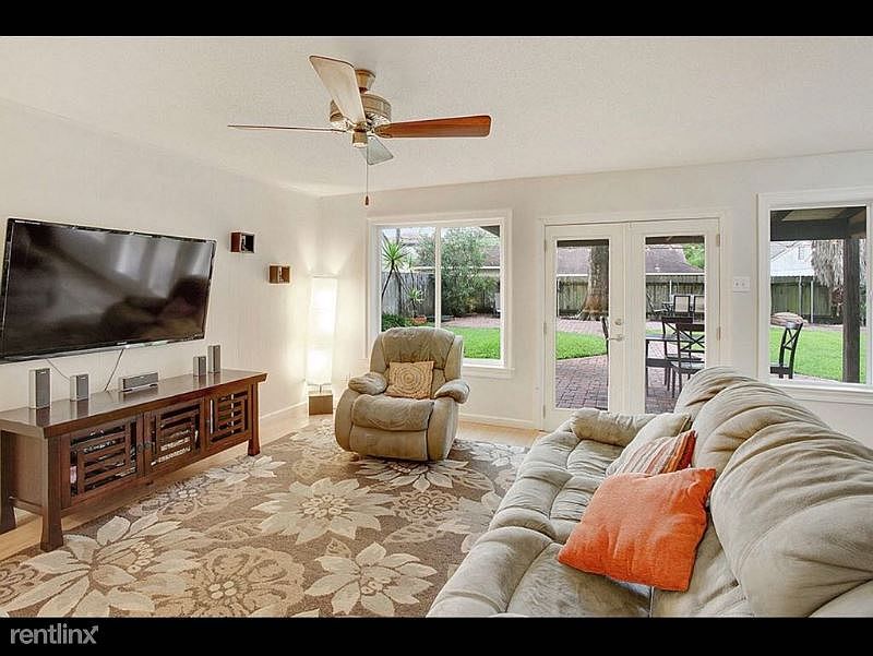 1st image of 2230 Valentine Ct