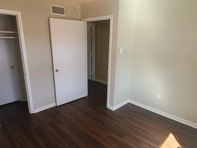 3419 Matilda St — Photo 15
