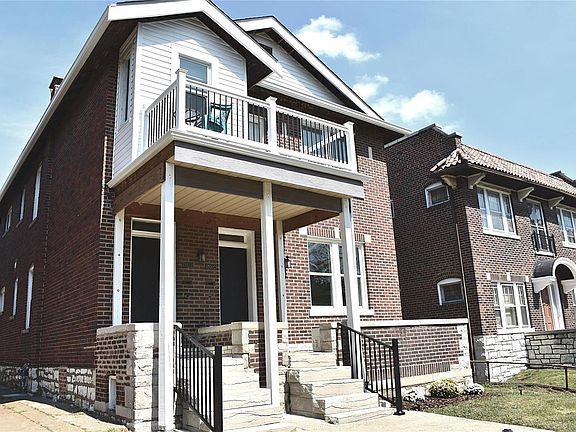 2nd image of 4945 Winona Ave