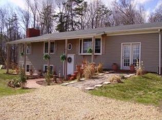 1263 Country Dr, King George, VA 22485