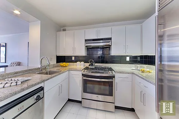 Sold by Halstead Real Estate | media 2