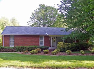 950 Jenkins Branch Rd N, Bryson City, NC 28713