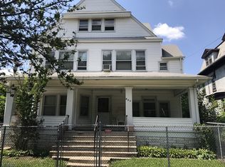 821 S 12th St, Newark, NJ 07108