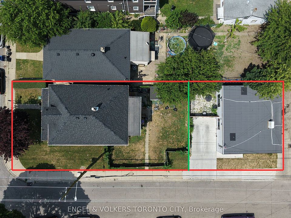 1st image of 792 Pierre Ave