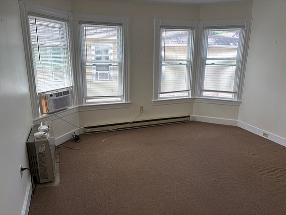 2nd image of 25 Lafayette Pl #D
