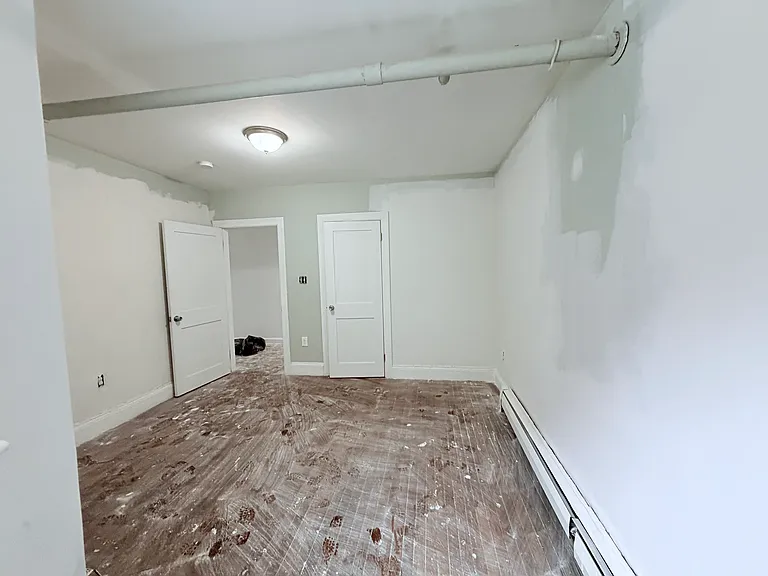 45 Carlton St #10 — Photo 11