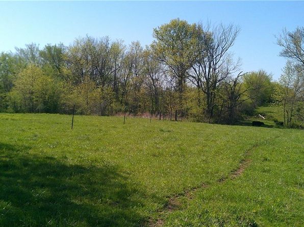 32910 S Gregg Rd, Creighton, MO 64739