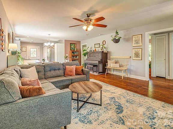 3rd image of 20 Plemmons St