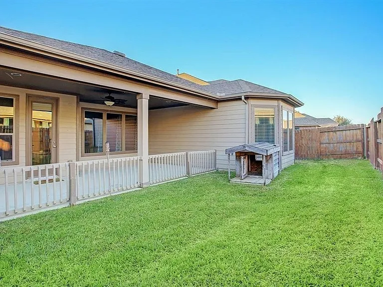 11022 Avery Oaks Ln — Photo 23