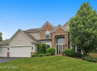 3 Ahman Ct, Bolingbrook, IL 60490