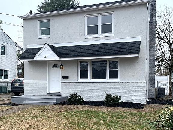 2nd image of 804 S Fairview St