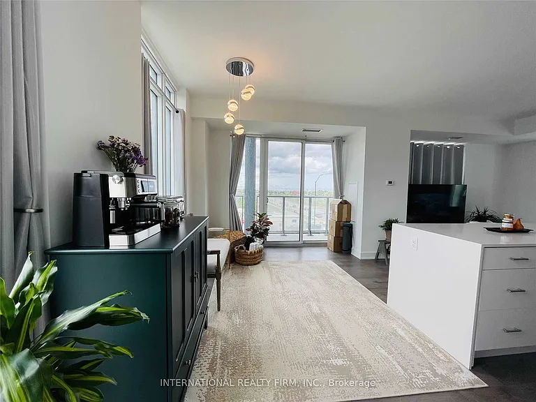 180 Veterans Dr #303 — Photo 16