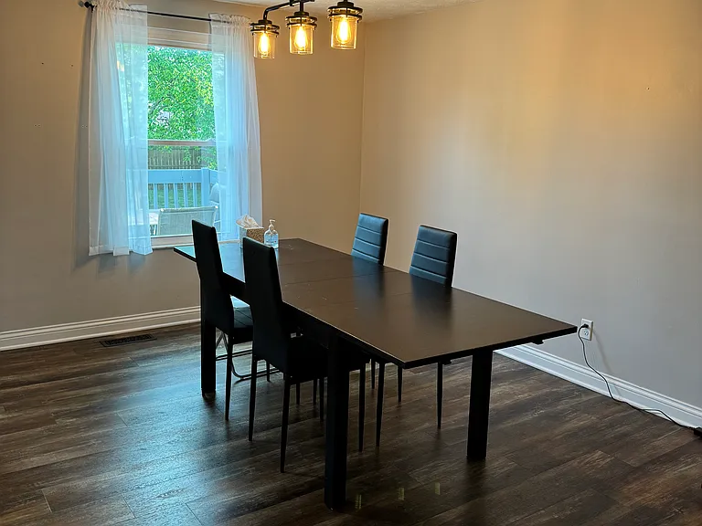 115 Heston Dr — Photo 9