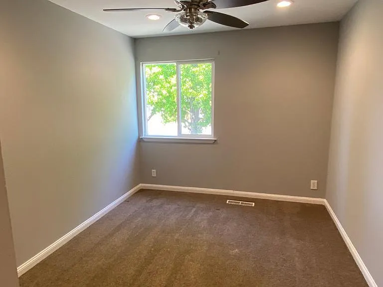 1344 Merrivale West Sq — Photo 12