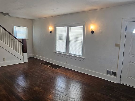 2nd image of 439 W Fairview Ave