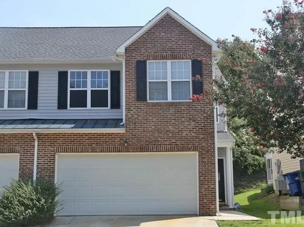 2424 Bay Harbor Dr, Raleigh, NC 27604