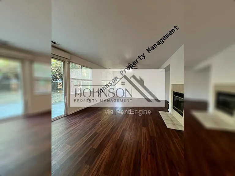 4212 Mulberry Ct — Photo 8