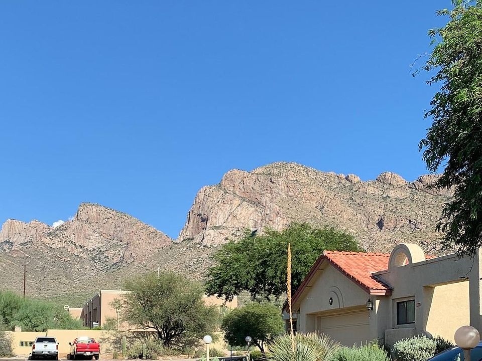 2nd image of 280 E Highcourte Ln