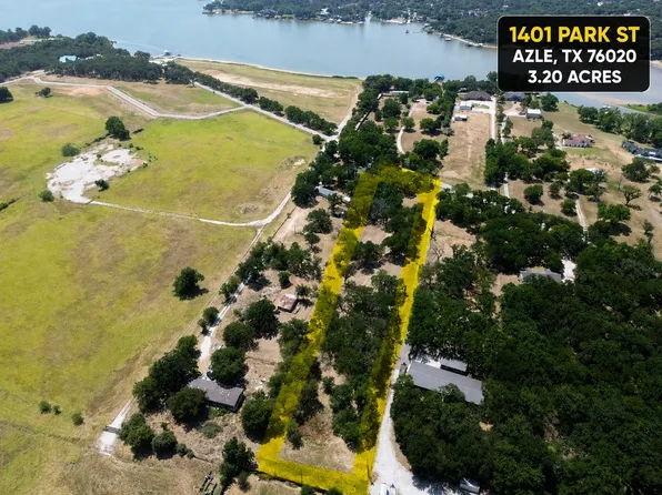 1401 Park St, Azle, TX 76020