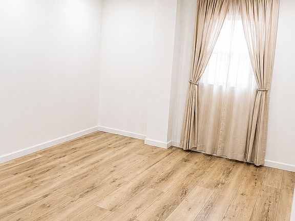 3rd image of 147-15 223rd St Floor 2