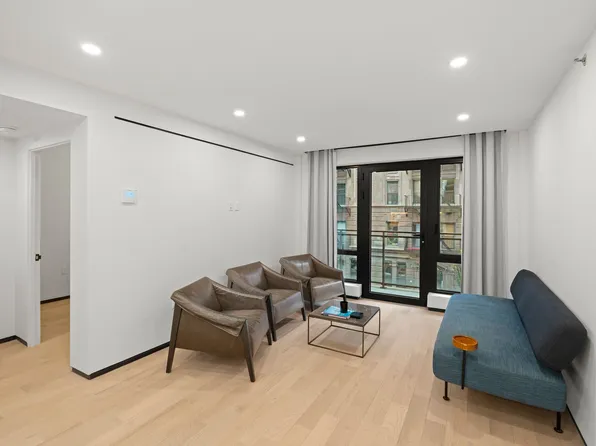 350 West 44th Street image 2 of 13
