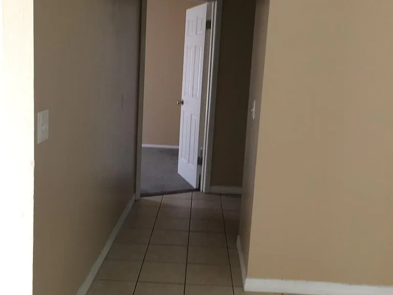 294 Howard Blvd — Photo 5