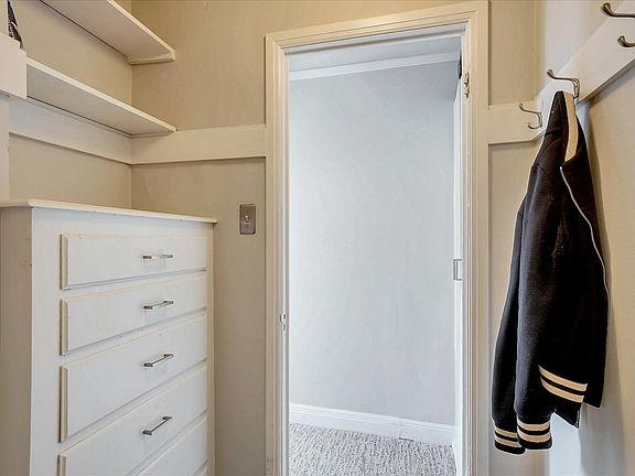 2nd image of 631 Ofarrell St APT 1705