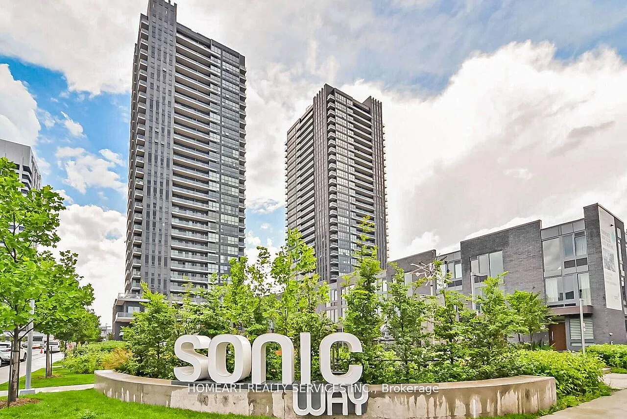 Sonic Condos — Photo 1