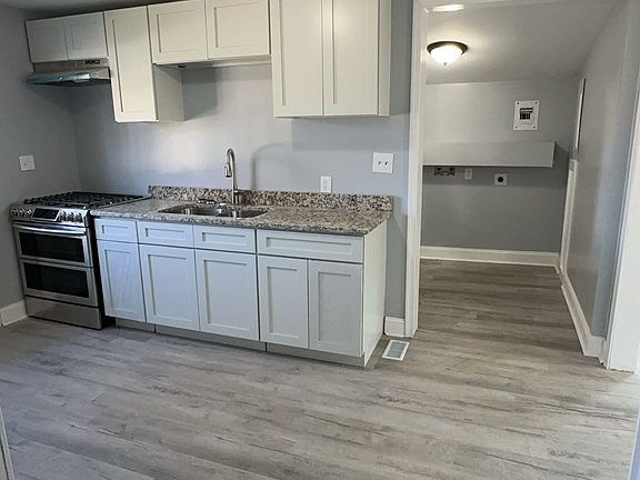 3rd image of 35 Shumate St
