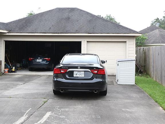 4th image of 1007 Brannon Park Ln